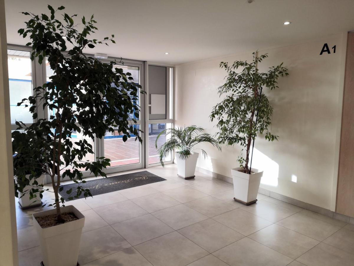 2 Pieces Climatise Avec Balcon Dans Le Vieil Antibes, Residence Avec Ascenseur 외부 사진